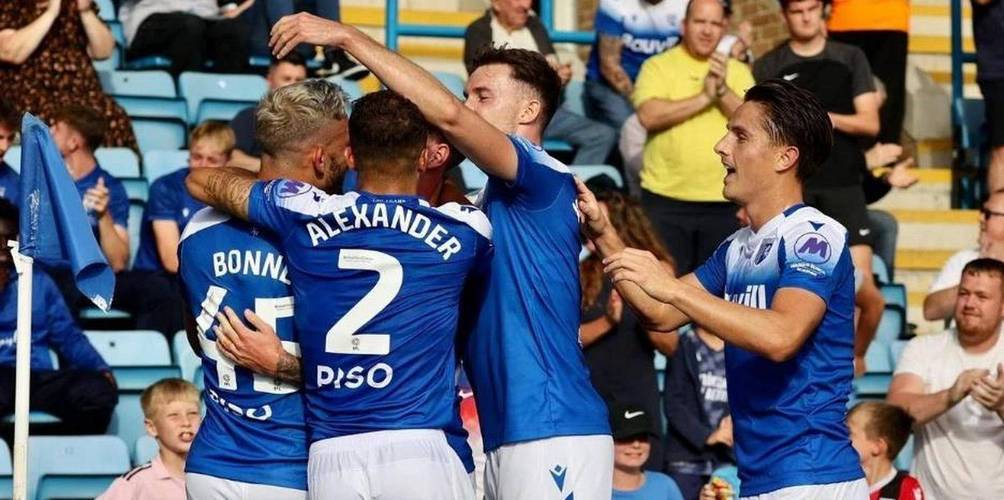 加时末段全明星赛焦点战，夏洛特黄蜂临场应变，压力陡增，临场指挥获称赞