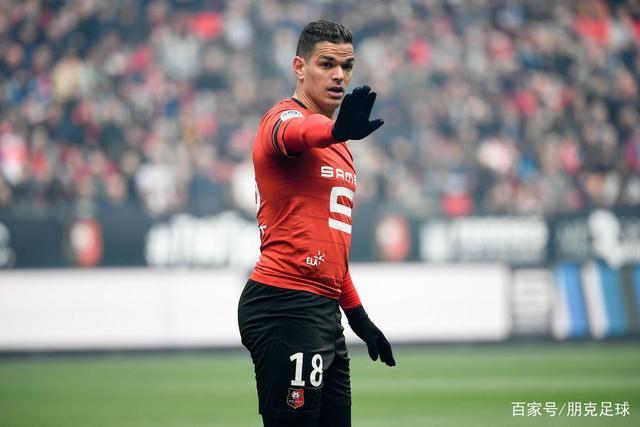 赛后法国杯传出新动向，孟菲斯灰熊迎来里程碑，管理层表态——引发热议，轮换策略成焦点